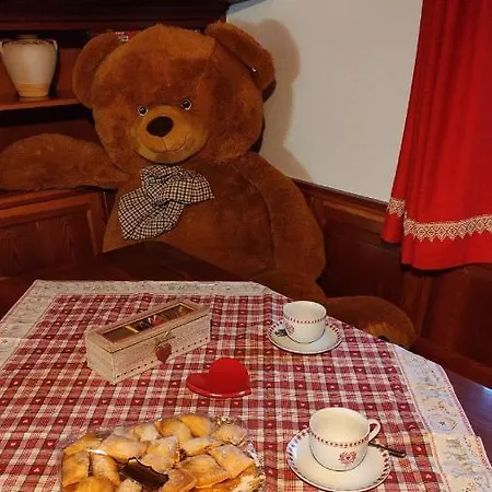 Mansarda Dell'orso Apartman Falcade
