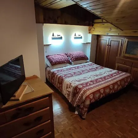 Mansarda Dell'orso Apartman
