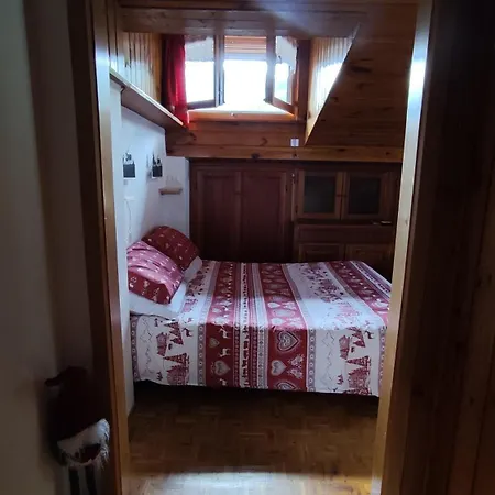 Mansarda Dell'orso Apartmán Falcade